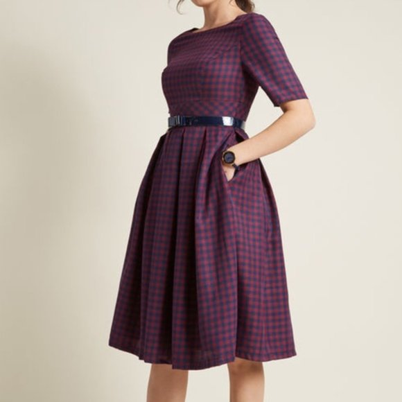Modcloth Dresses & Skirts - Modcloth Vintage Vibe Navy Red Plaid A-line Pleated Retro Dress